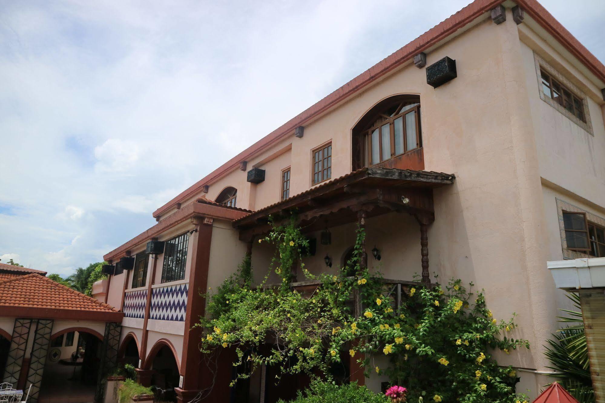 Casa La Granja Ξενοδοχείο Iloilo City Εξωτερικό φωτογραφία