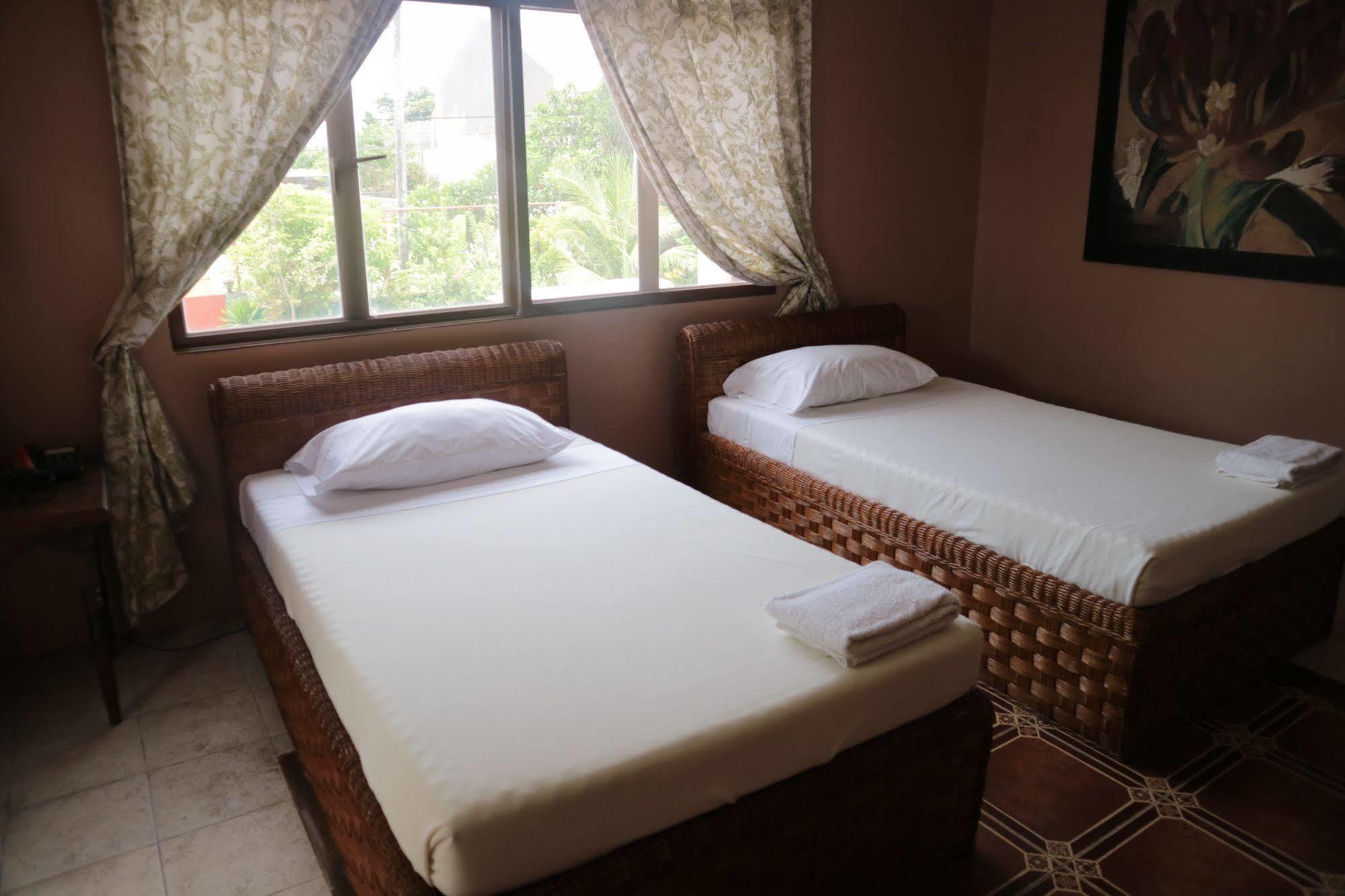 Casa La Granja Ξενοδοχείο Iloilo City Εξωτερικό φωτογραφία