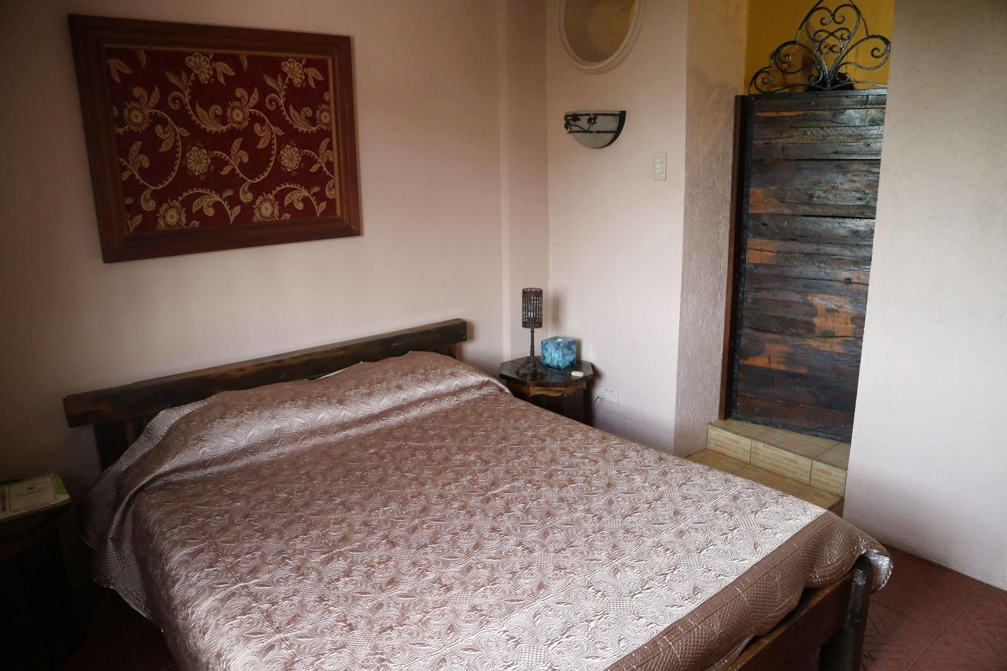 Casa La Granja Ξενοδοχείο Iloilo City Εξωτερικό φωτογραφία